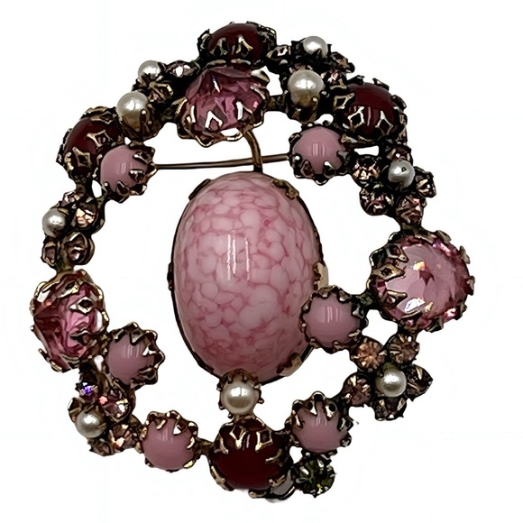 Vintage Schreiner New York Brooch Mid Century Pink Cabochon Rhinestones, Pearls - Picture 3 of 9